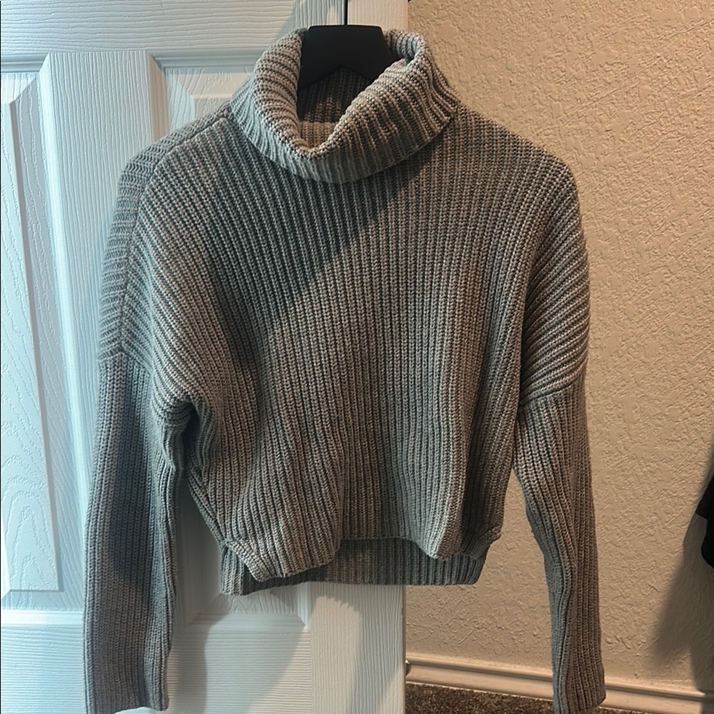 Abercrombie & Fitch Gray Turtleneck Ribbed Sweater